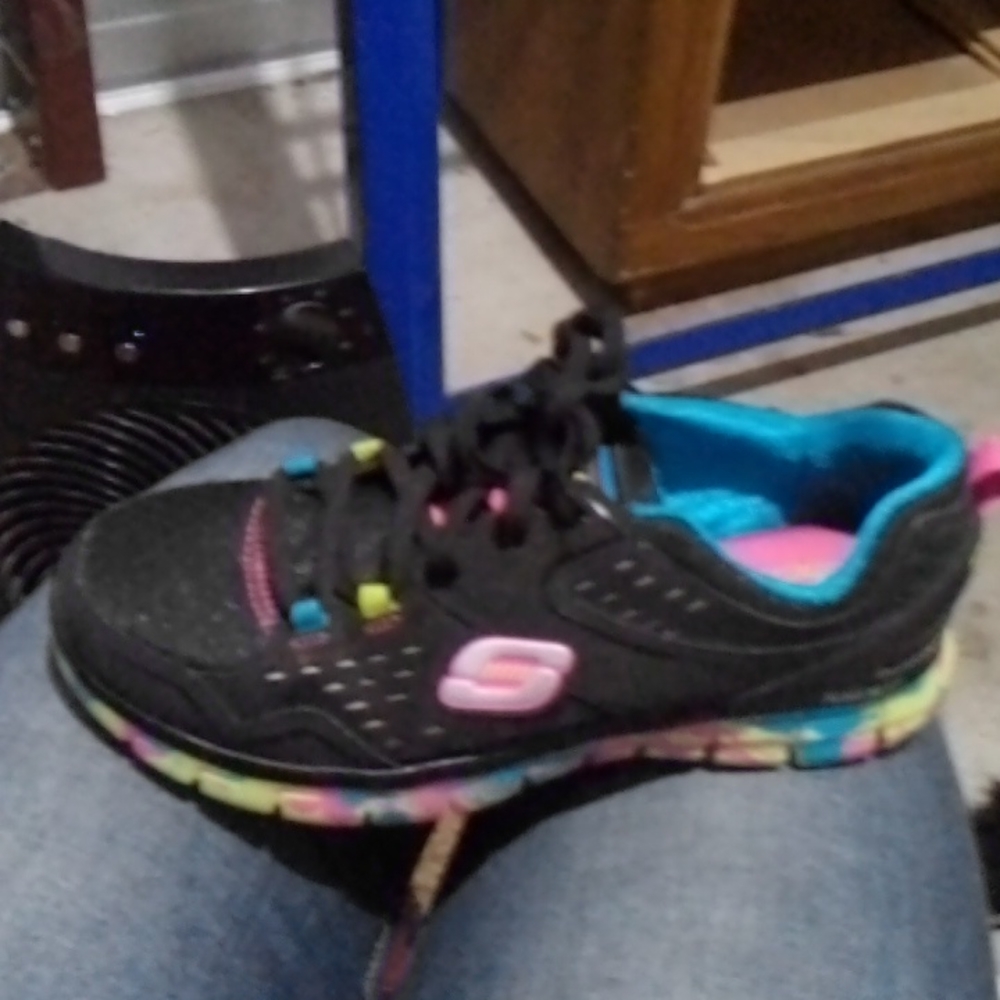 Skecher's shoes